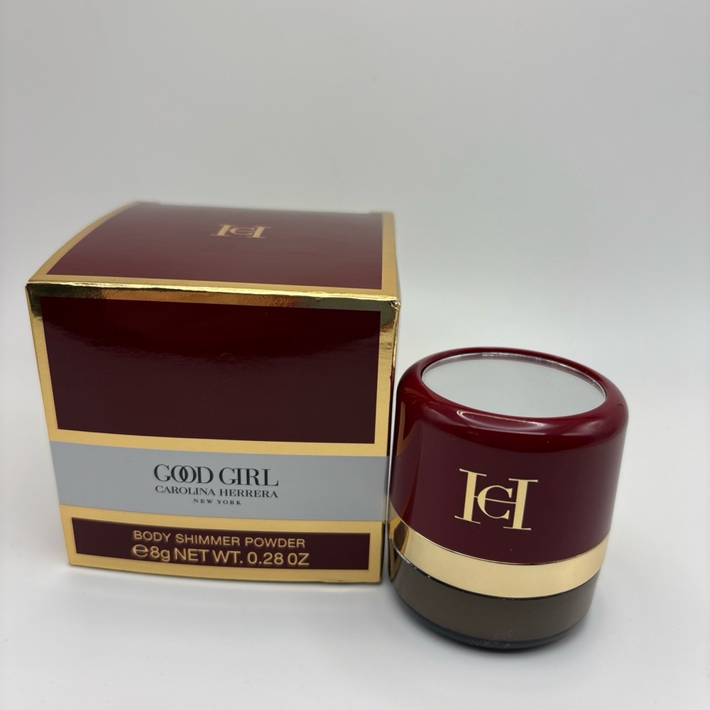 Carolina Herrera Good Girl Body Shimmer Powder  8g